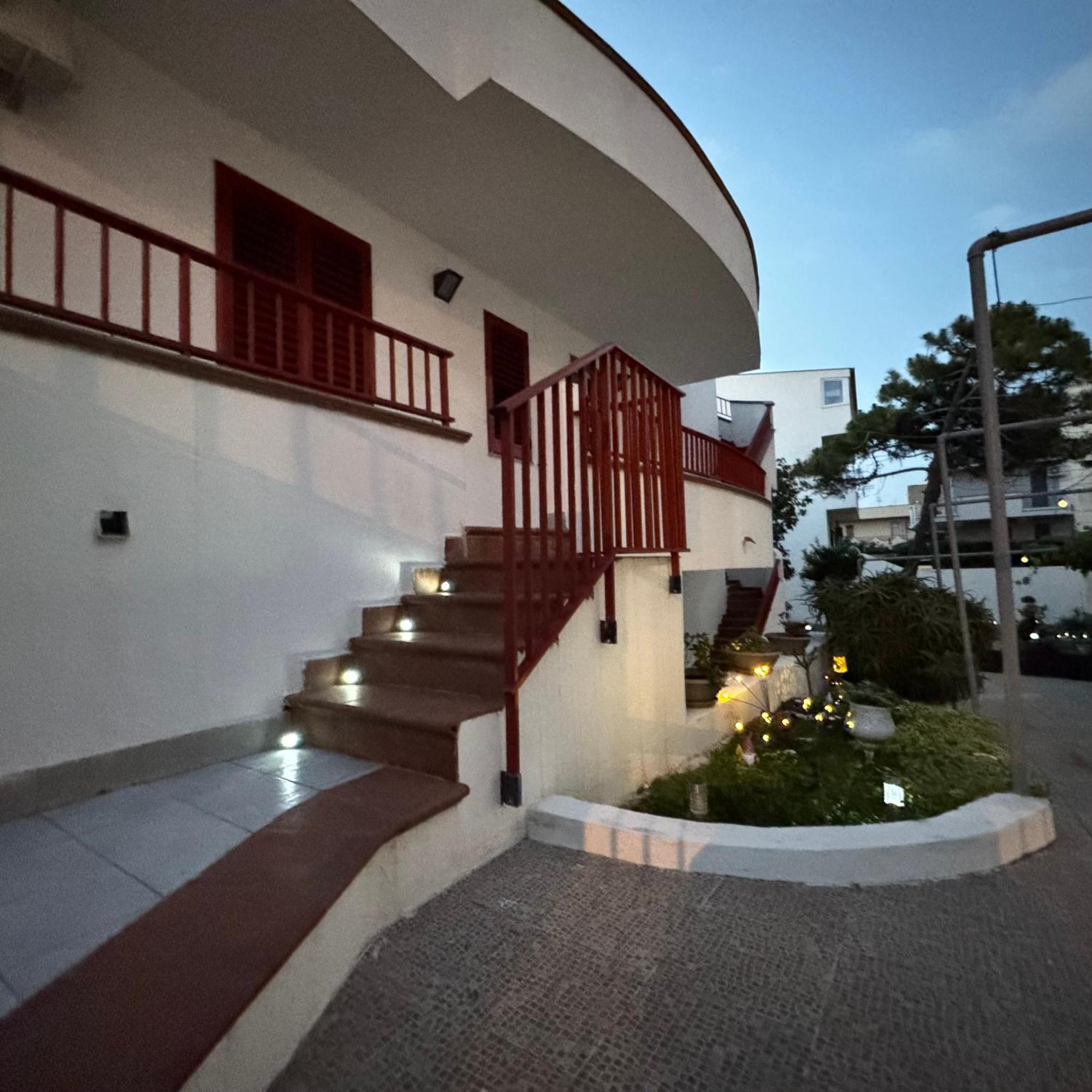 Apartamento La Casa Di Wioletta Barcellona Pozzo di Gotto Exterior foto