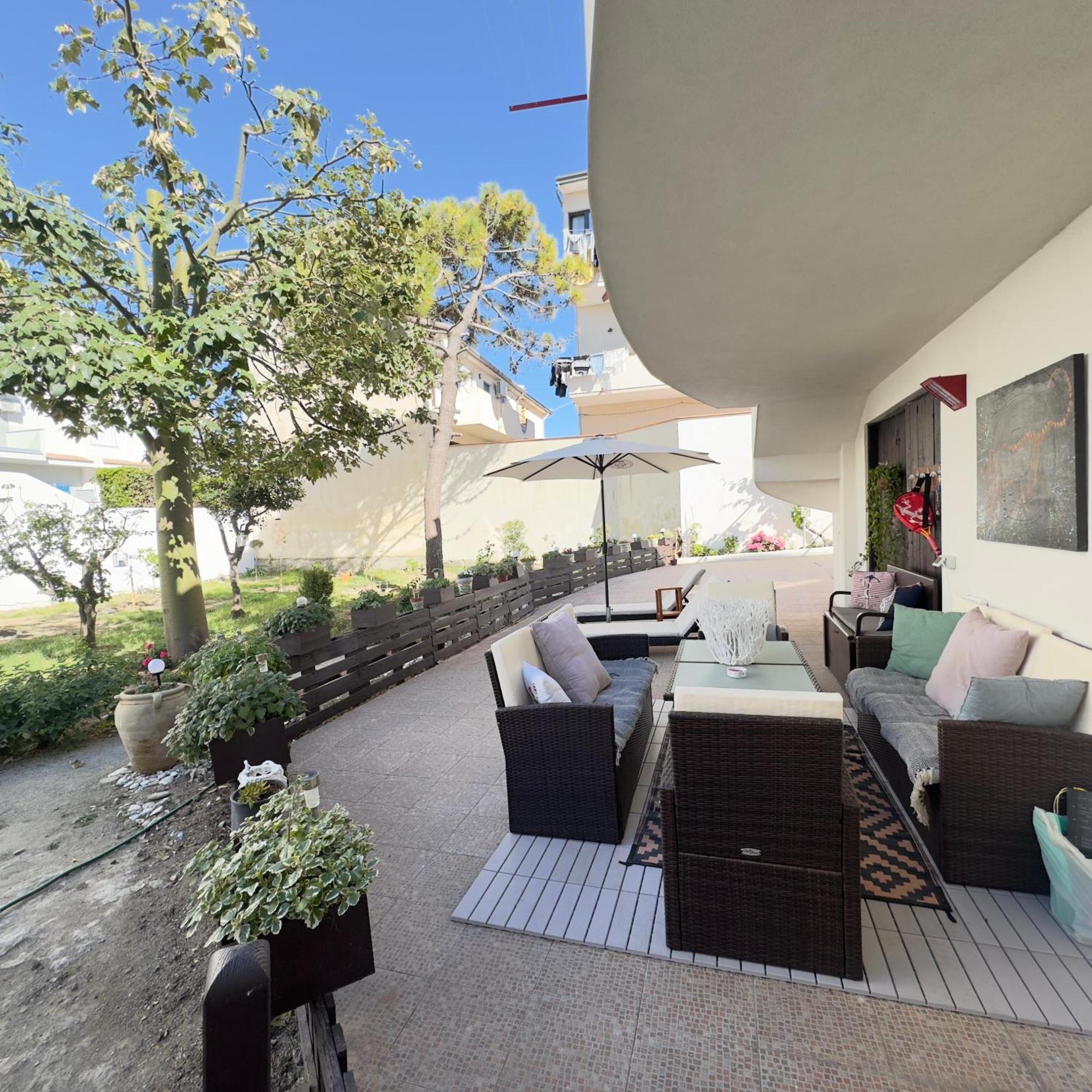 Apartamento La Casa Di Wioletta Barcellona Pozzo di Gotto Exterior foto